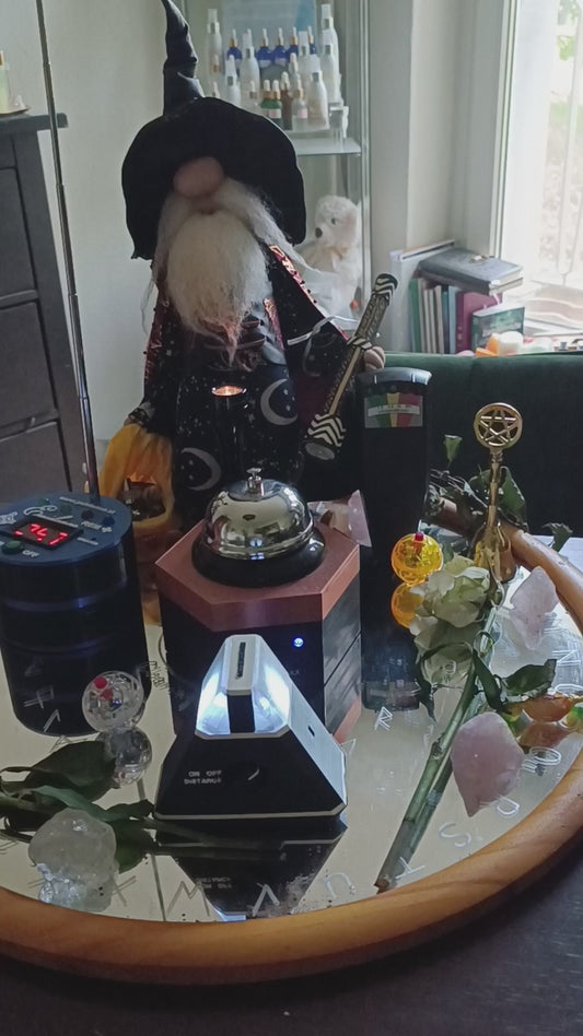 Haunted Doll mit Magierkobold - Moroni