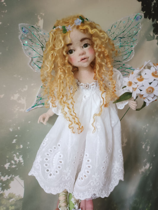 Haunted Doll mit Fee - Elora