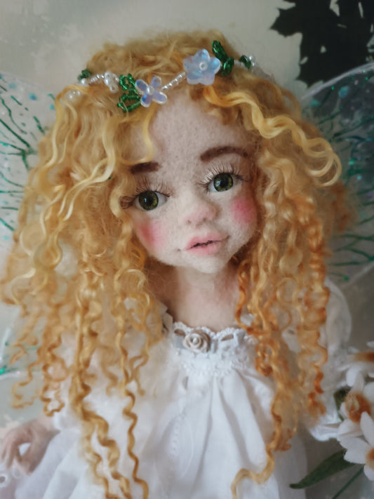 Haunted Doll mit Fee - Elora